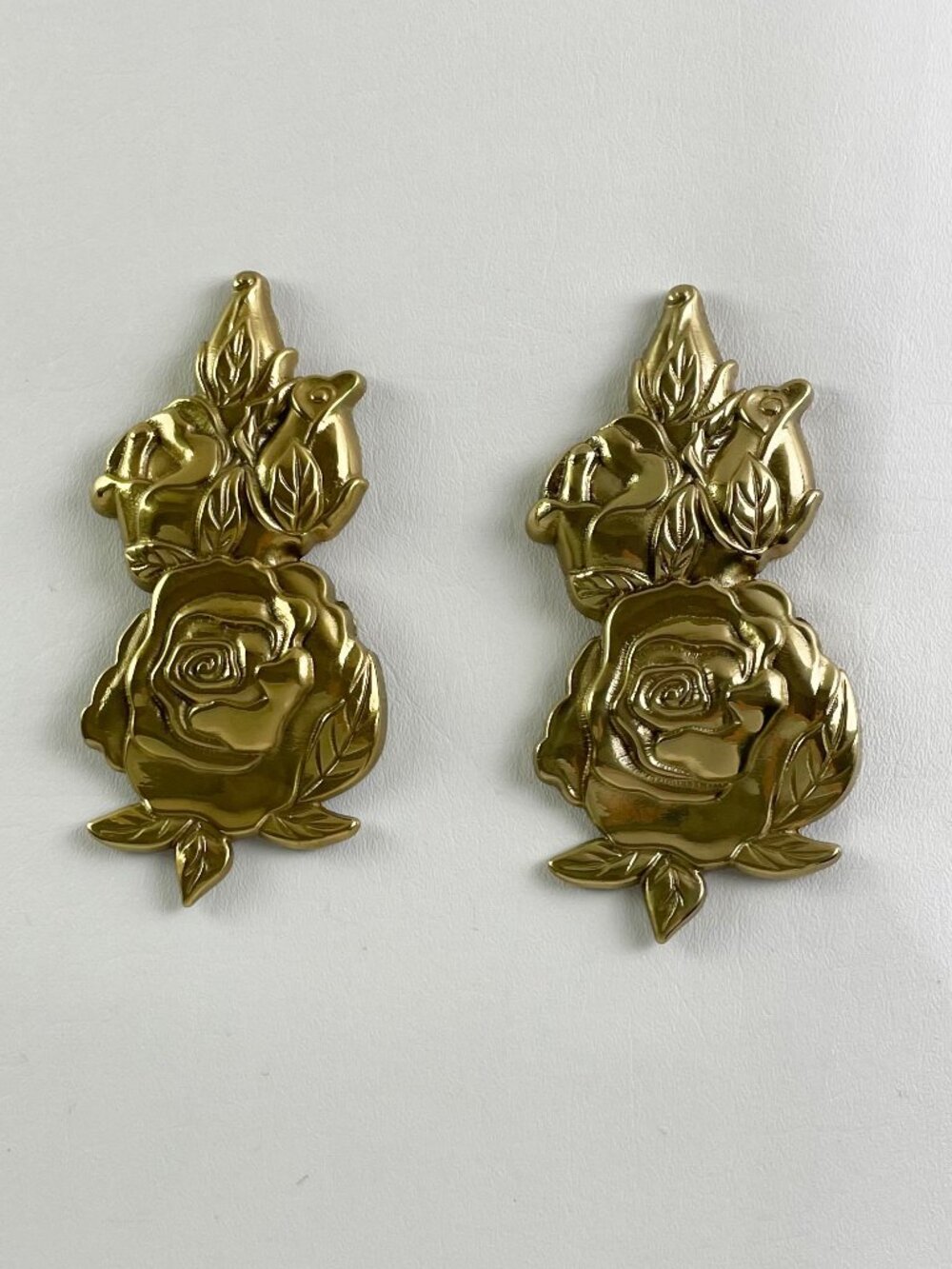 Vintage Brass Floral Rose Drapery Curtain Tieback / Holdback Ornament